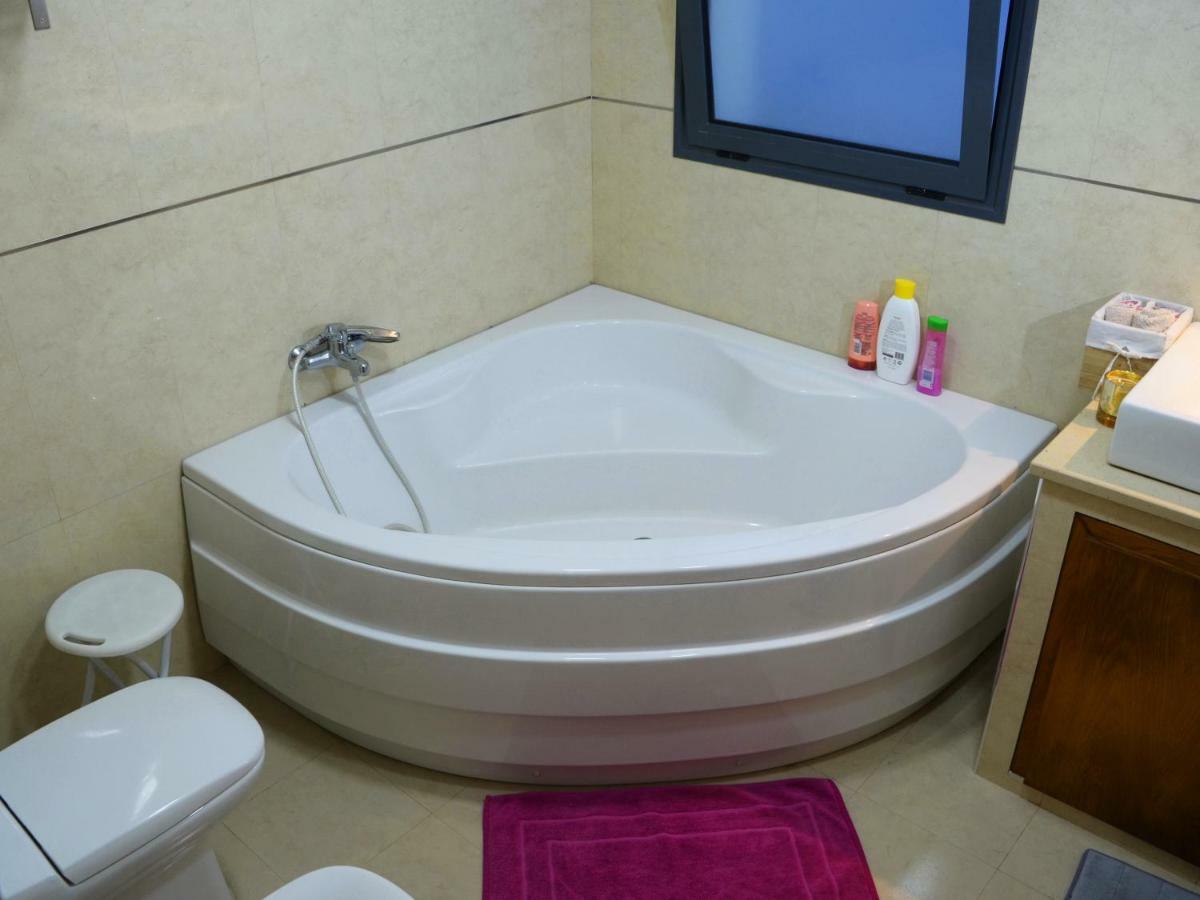 Cabo Da Vila Guesthouse Ribeira Grande Exterior photo